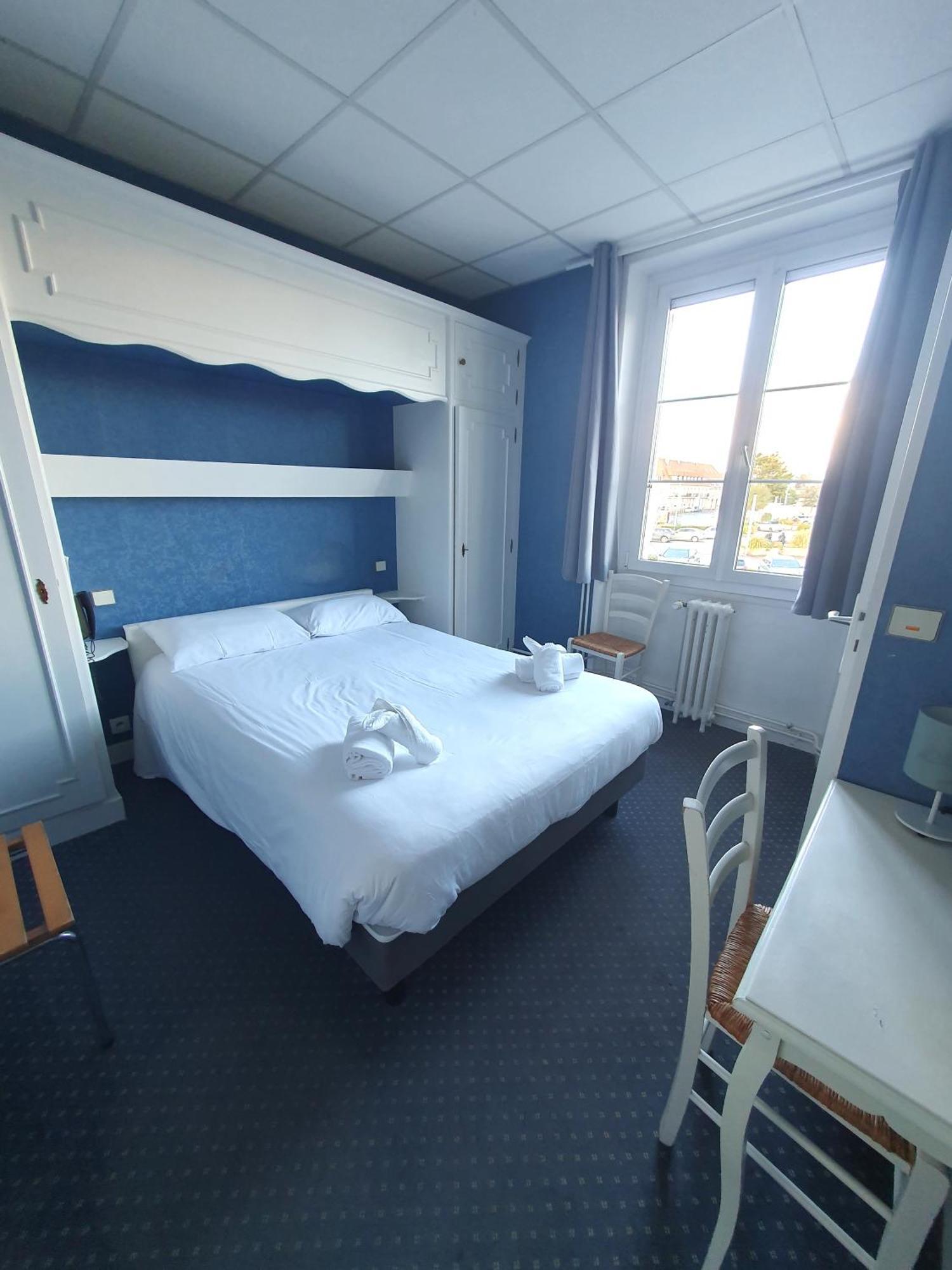 Hotel Le Phare Уистреам Екстериор снимка