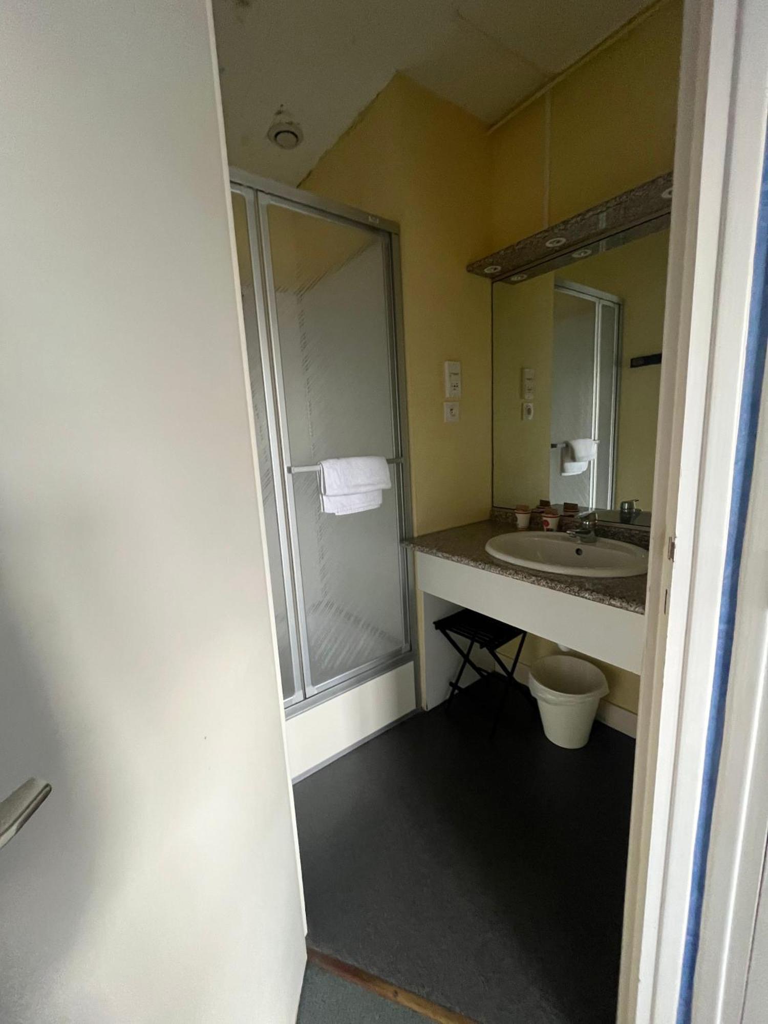 Hotel Le Phare Уистреам Екстериор снимка