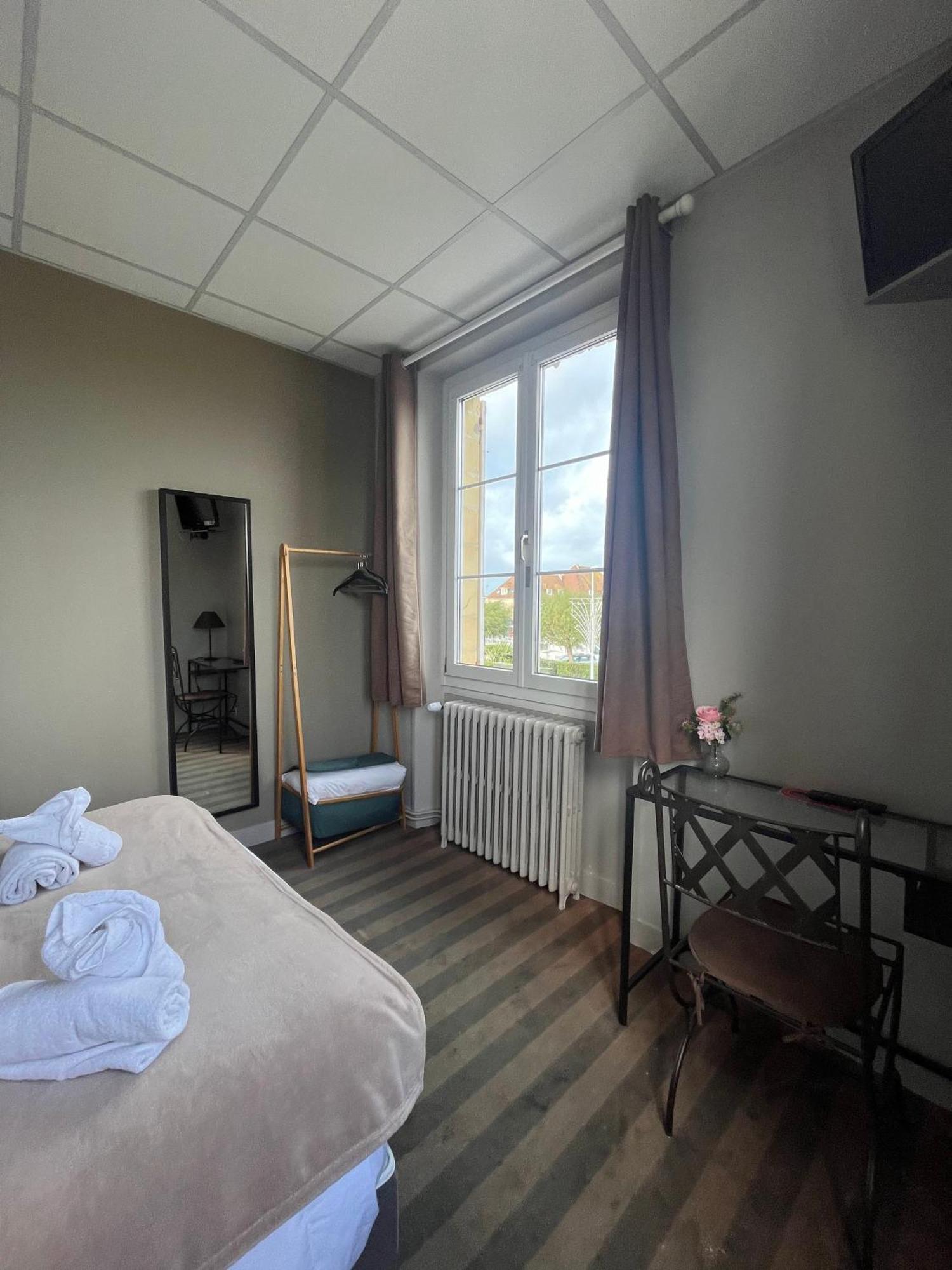 Hotel Le Phare Уистреам Екстериор снимка